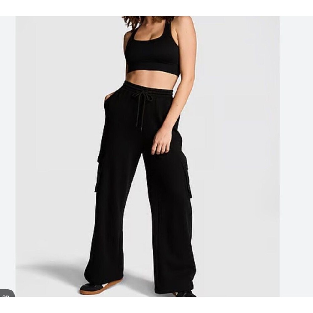 PINK Victoria's Secret Women's Black Wide Leg Cargo Sweatpants - Size Small